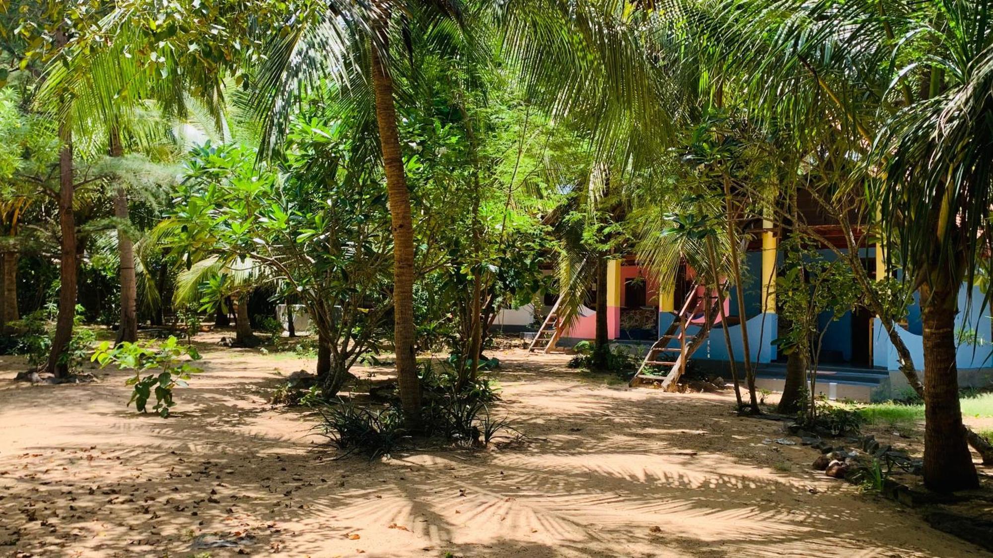 Breezy Beach Cabanas Arugam Bay Exterior foto